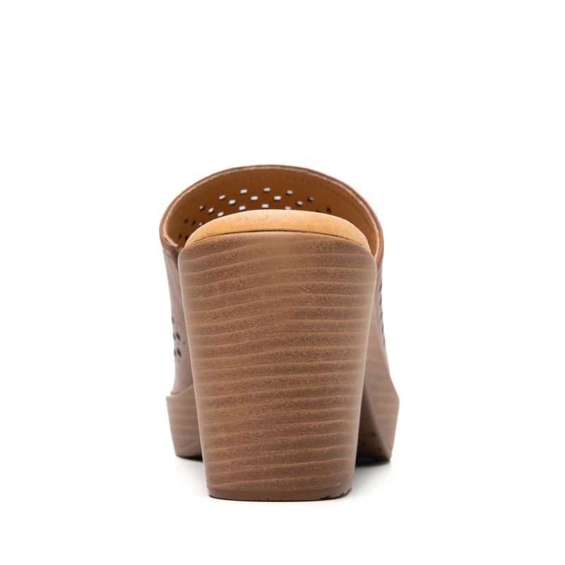 102920TAN_5