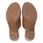 102920TAN_7