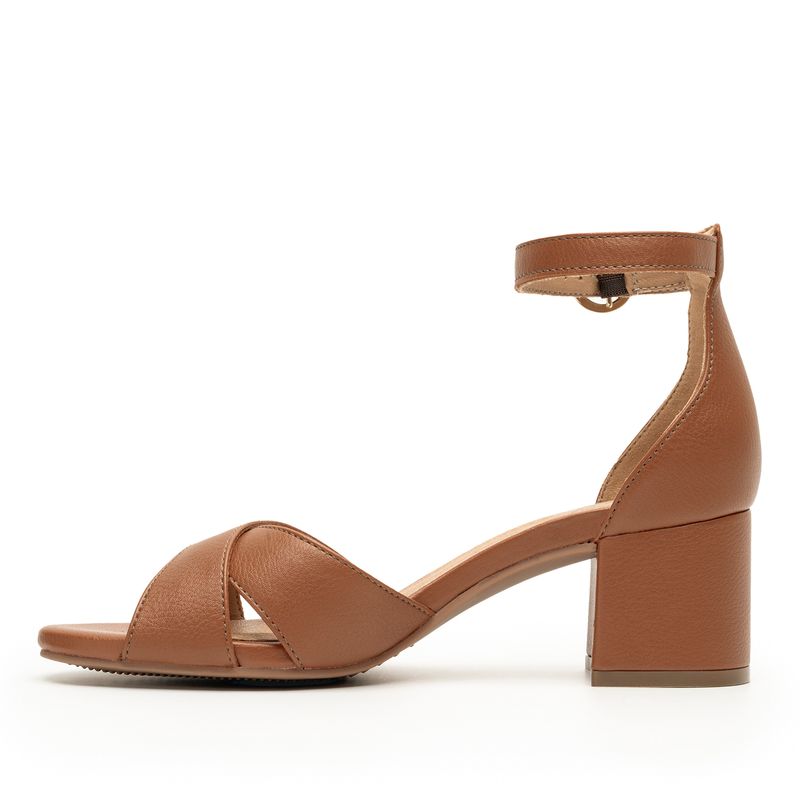 106414CAMEL_2