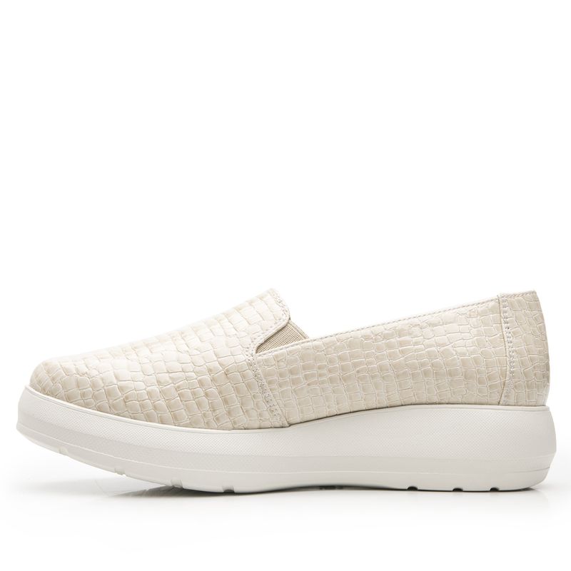 p-126716PERLA-3